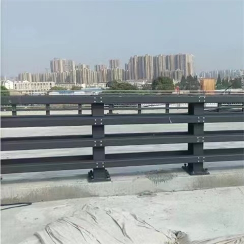 橋梁護(hù)欄